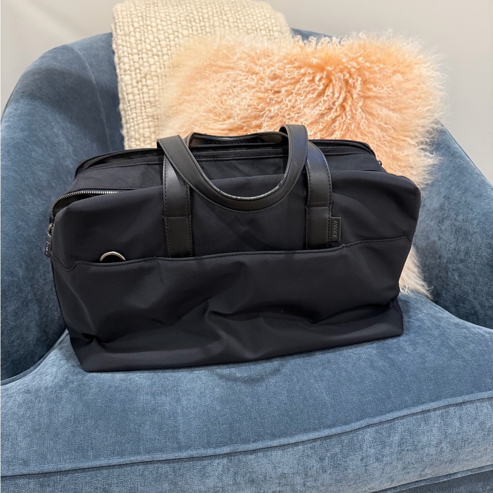 Away everywhere bag no strap black - Picture 2 of 3